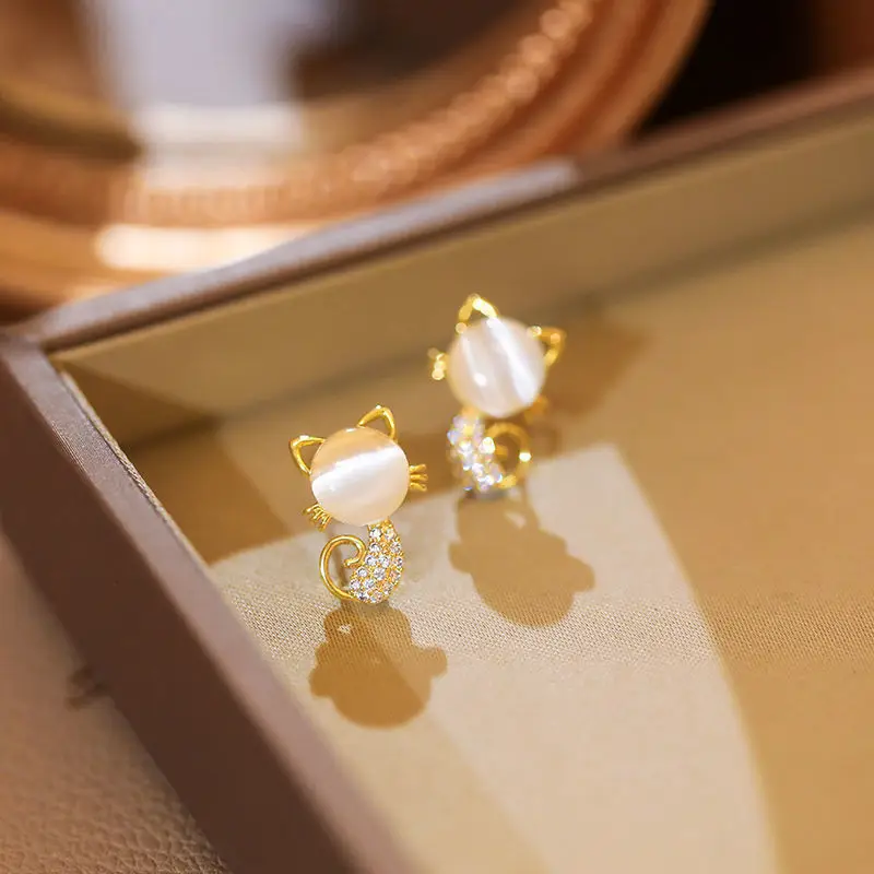 Cute Cat Earrings Women Gold Plated White Stone