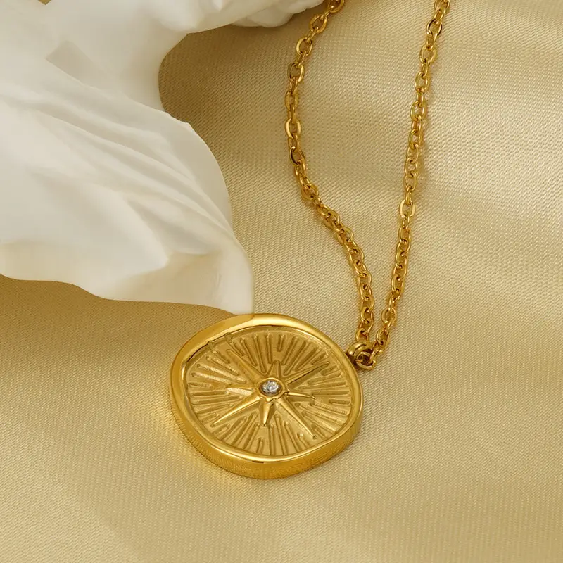 Golden Diamond Encrusted Retro Necklace Pendant - Image 5