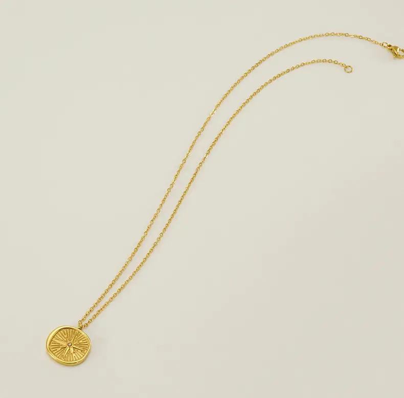 Golden Diamond Encrusted Retro Necklace Pendant — feature 23
