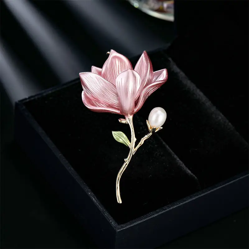 Elegant Gradient Feather Brooch National Retro Style - Image 9