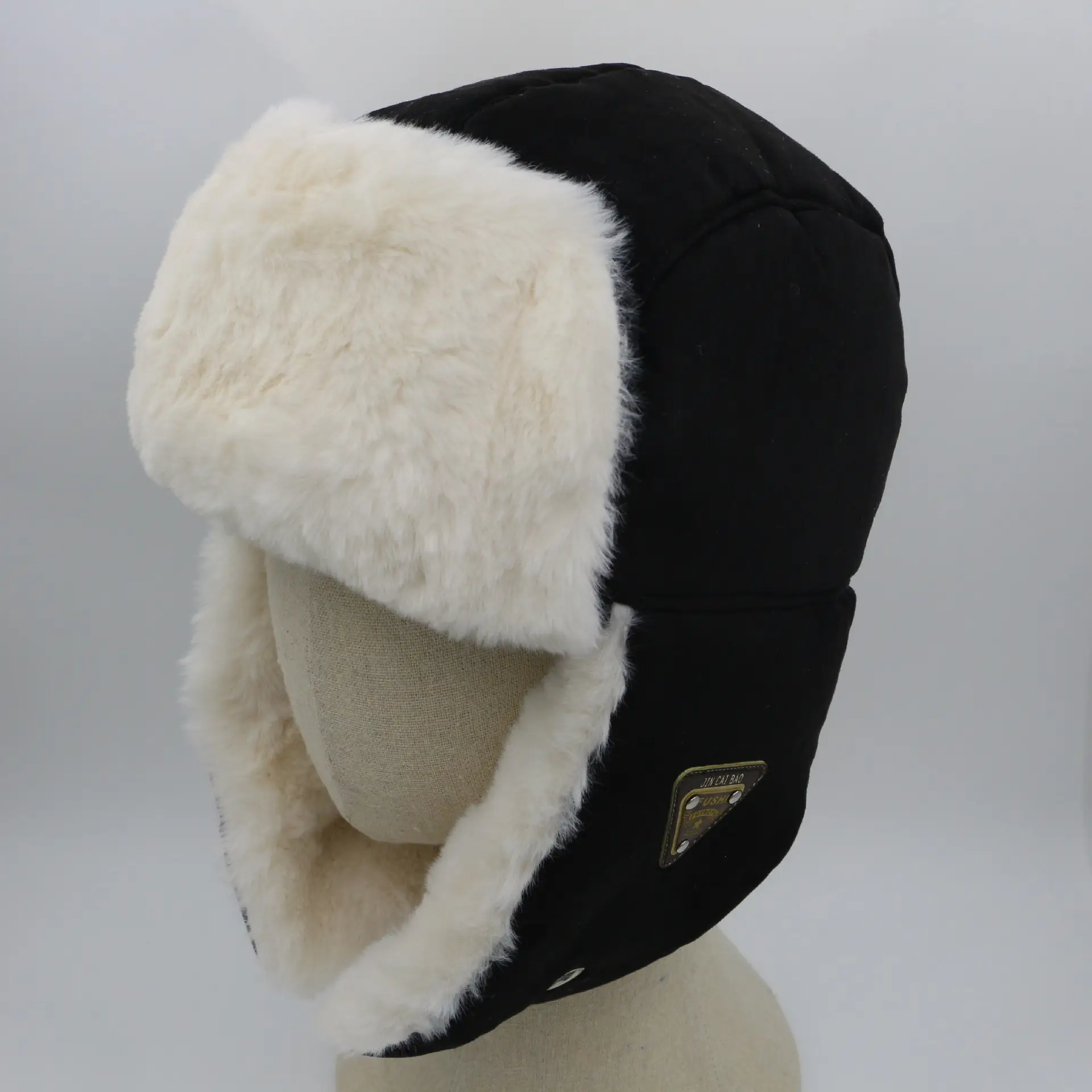 Korean Men's Winter Ear Protection Hat Brown Wool — feature 4