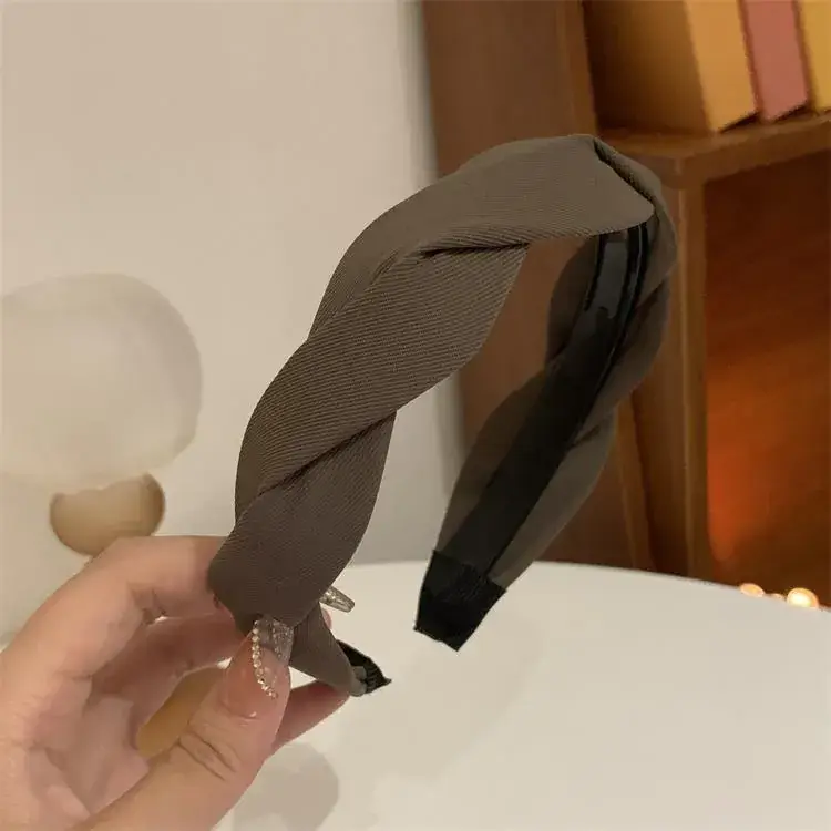 Women French Style Mesh Hairband Brown Wide Edge — feature 15