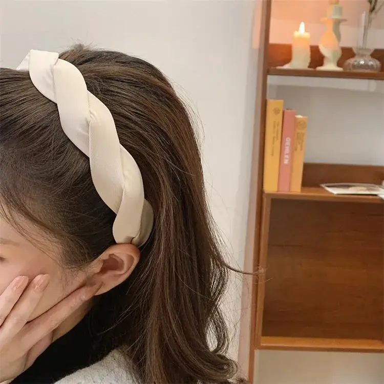 Women French Style Mesh Hairband Brown Wide Edge — feature 8