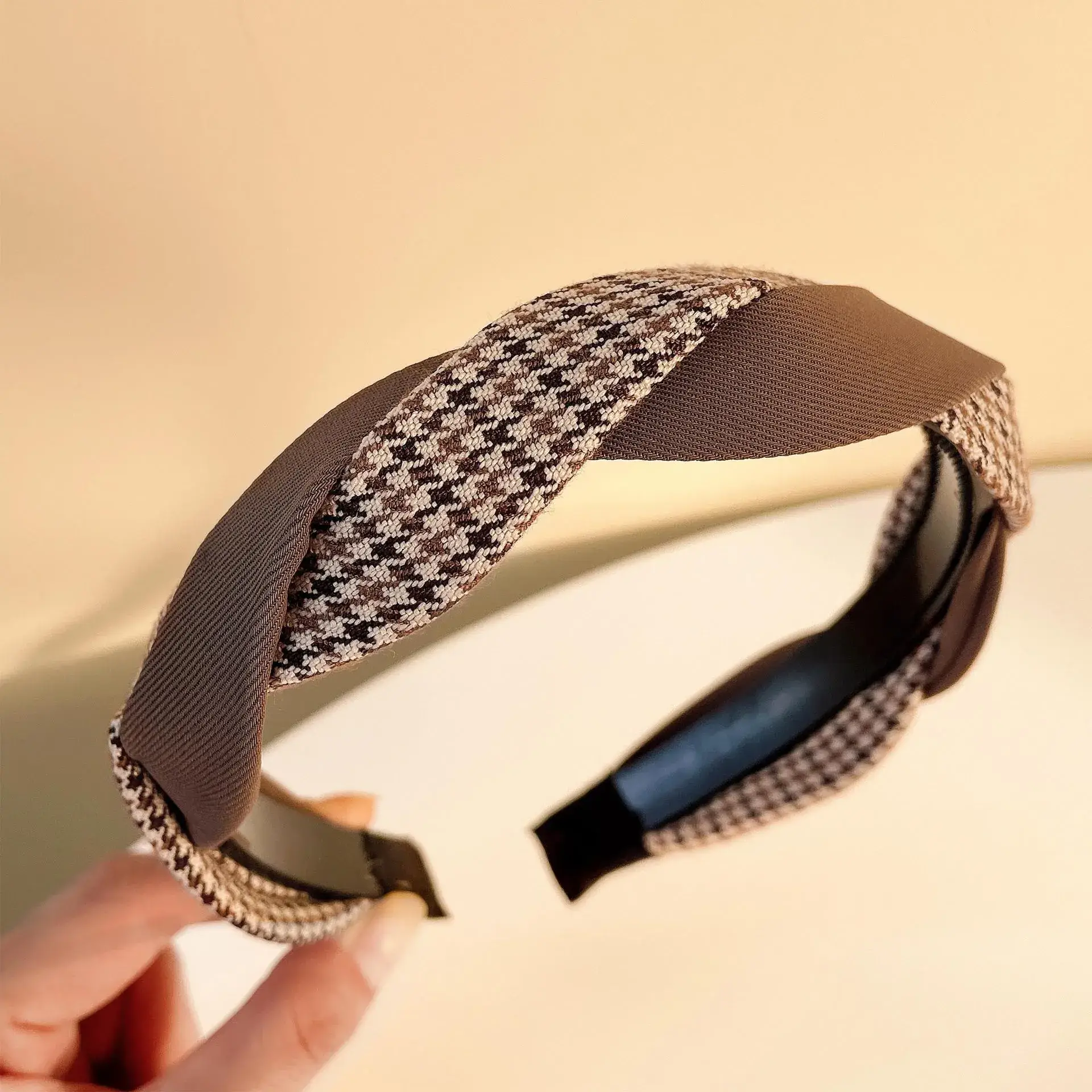 Women French Style Mesh Hairband Brown Wide Edge