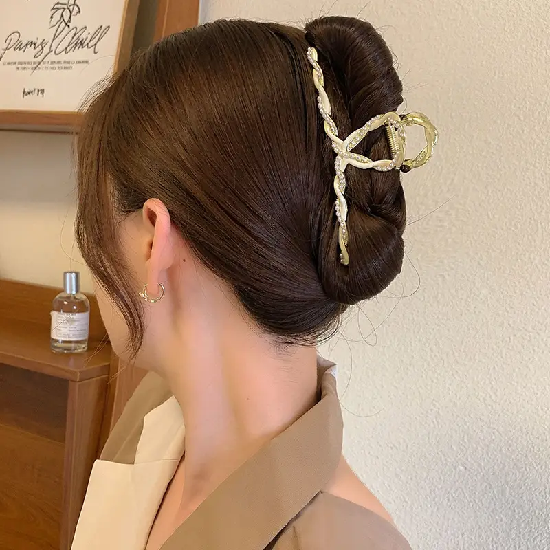 Korean Style Pearl Hair Clip for Women - Image 6