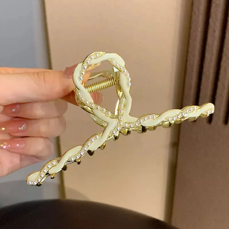 Korean Style Pearl Hair Clip for Women - Image 2