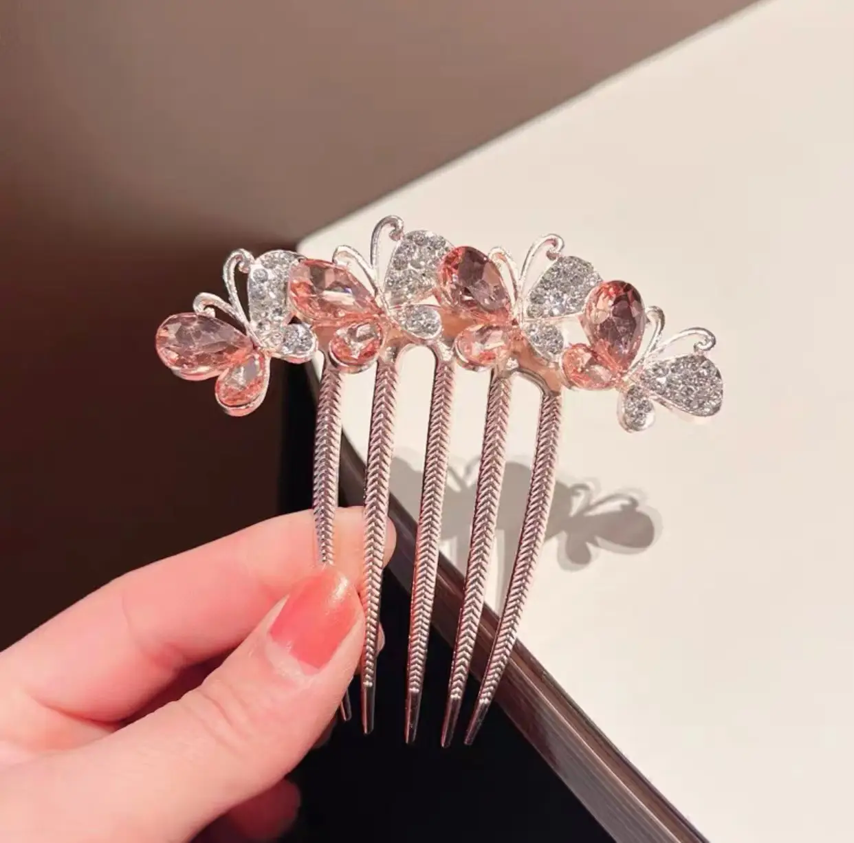Crystal Butterfly Hair Combs with Rhinestone Design — feature 4