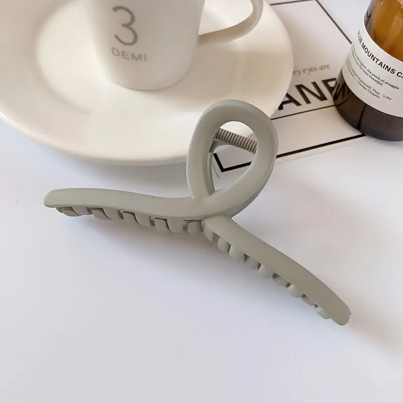 High-Grade Shark Clip Hairpin for Women - Image 2