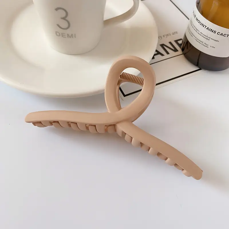 High-Grade Shark Clip Hairpin for Women - Image 4
