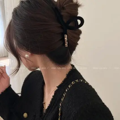 Jennie Oversized Bow Clip Hair Accessory Black Gold - Image 5