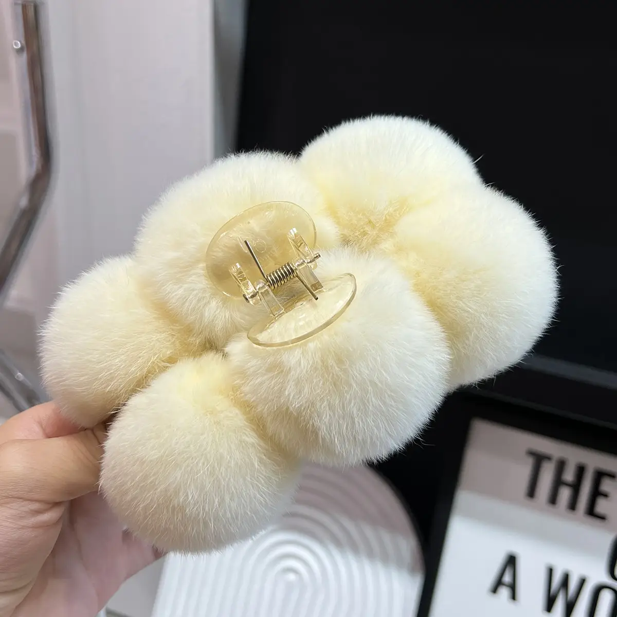 Grey Faux Fur Clip Hairpin for Women Large — feature 11