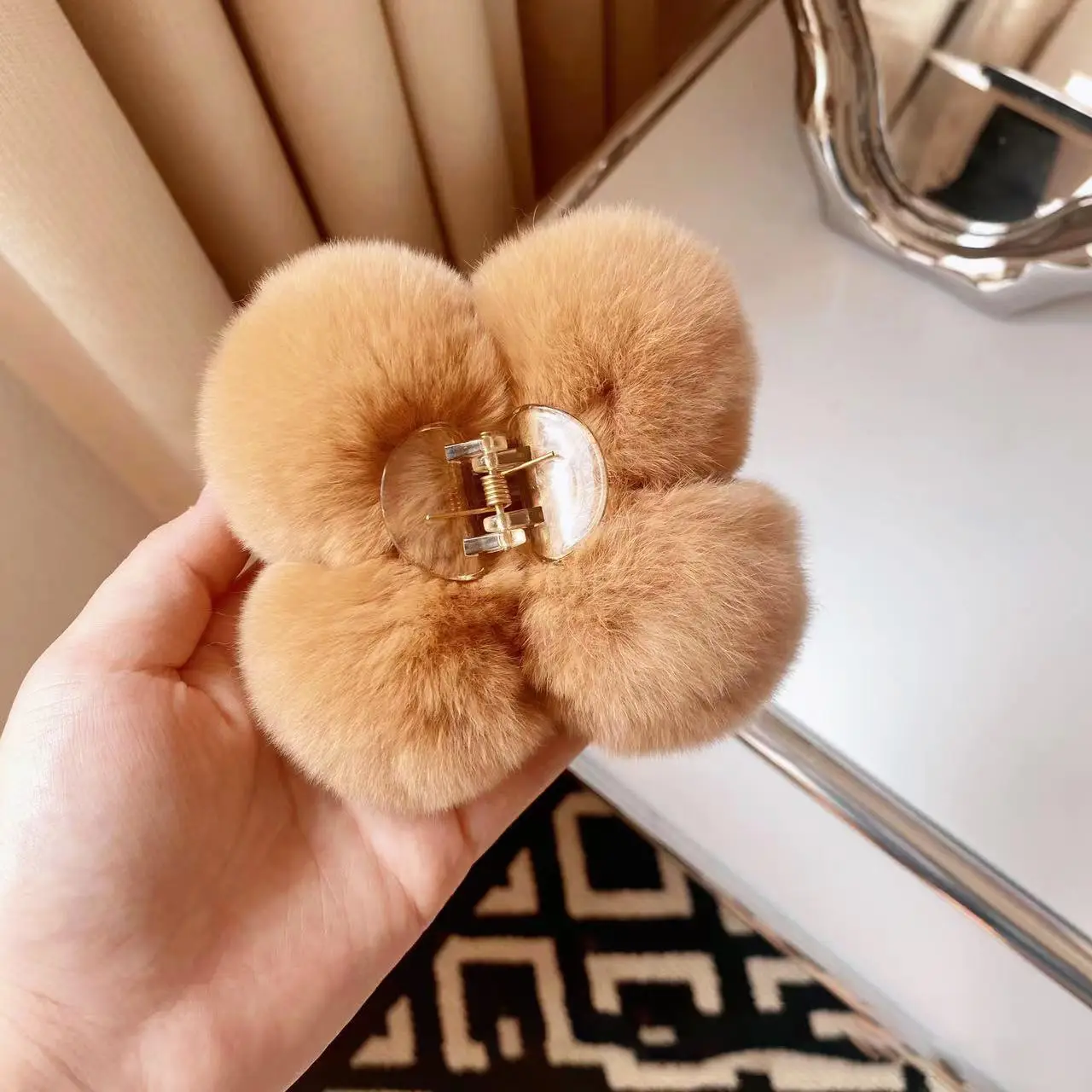 Grey Faux Fur Clip Hairpin for Women Large - Image 10
