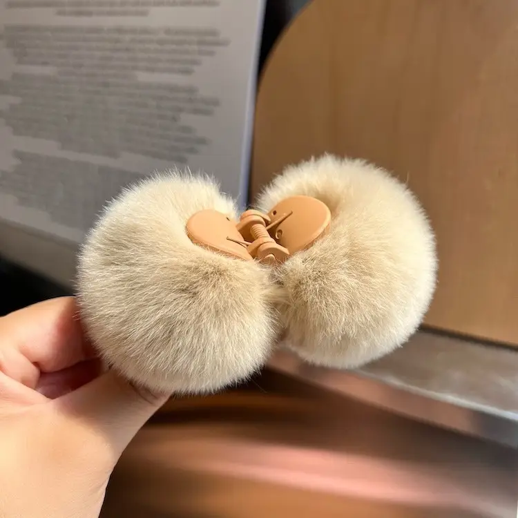 Grey Faux Fur Clip Hairpin for Women Large - Image 15
