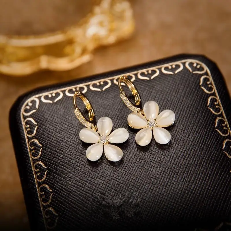 Cat's Eye Flower Earrings S925 Silver with Zirconium