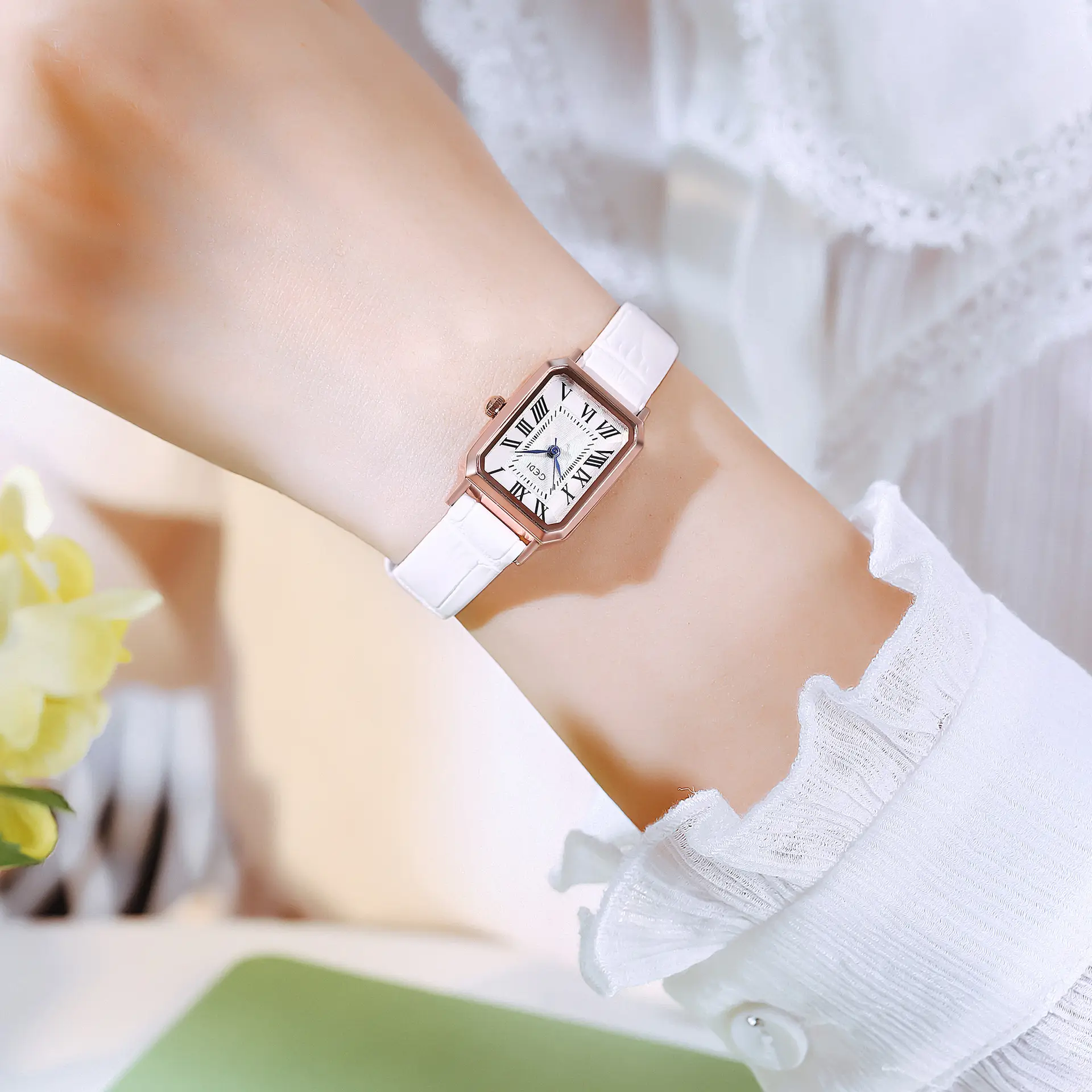 Korean Style Women's Quartz Watch Brown Leather Band - Image 10