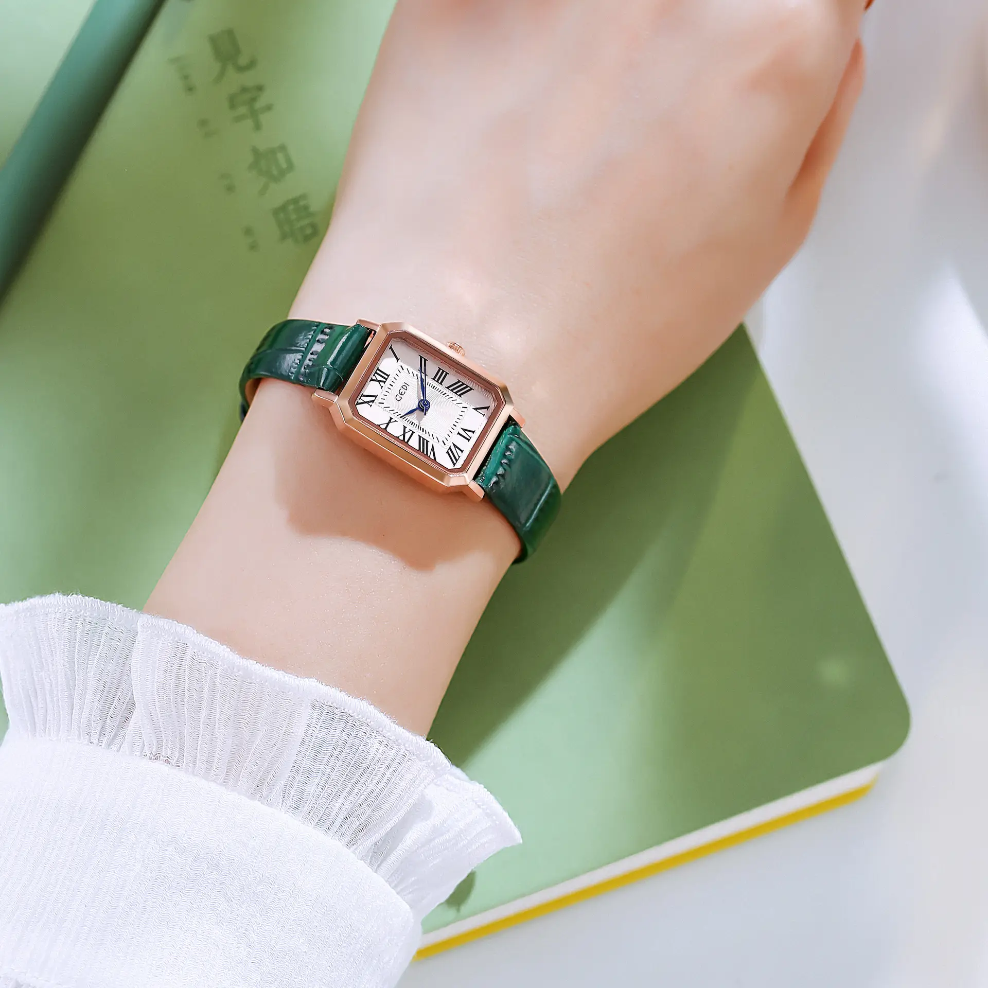 Korean Style Women's Quartz Watch Brown Leather Band - Image 11