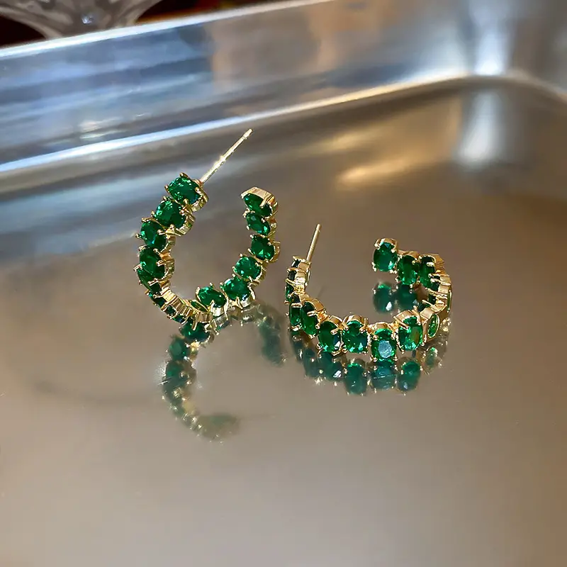 Silver Needle Retro Emerald Zircon Love Geometric Earrings - Image 2