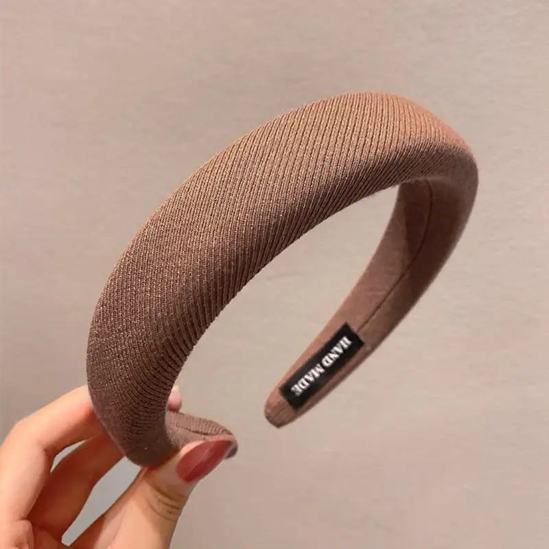 Women's Face-Revealing Pressure Hair Hoop Beige - Image 3
