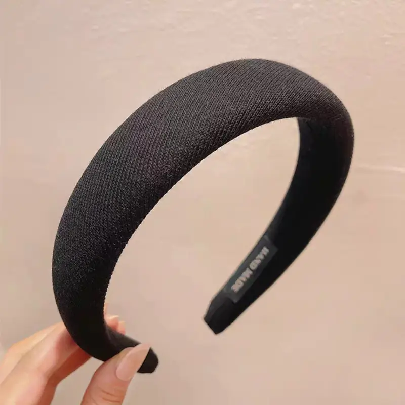 Women's Face-Revealing Pressure Hair Hoop Beige - Image 5