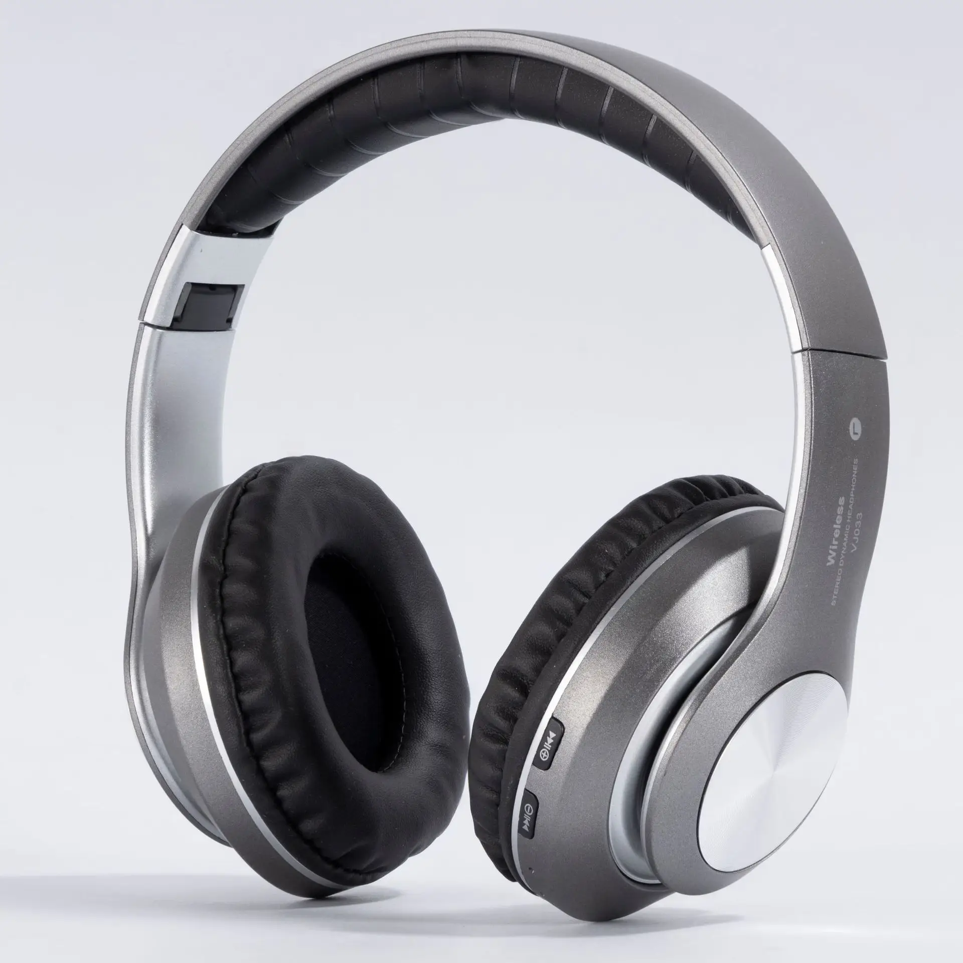 Wireless Bluetooth Headset for Sports & Gaming - Image 2