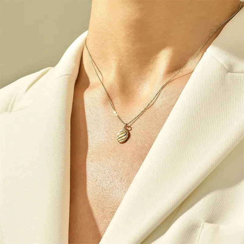 Gold Geometric Oval Necklace with Cross-Border Design - Image 6