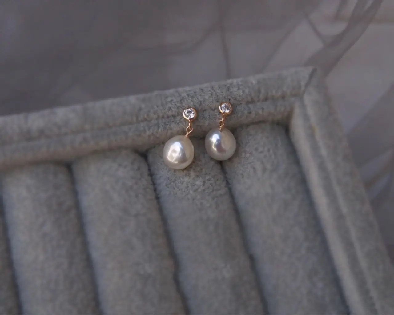 Natural Freshwater Pearl Baroque Earrings 14K Gold Plated Zircon — feature 8