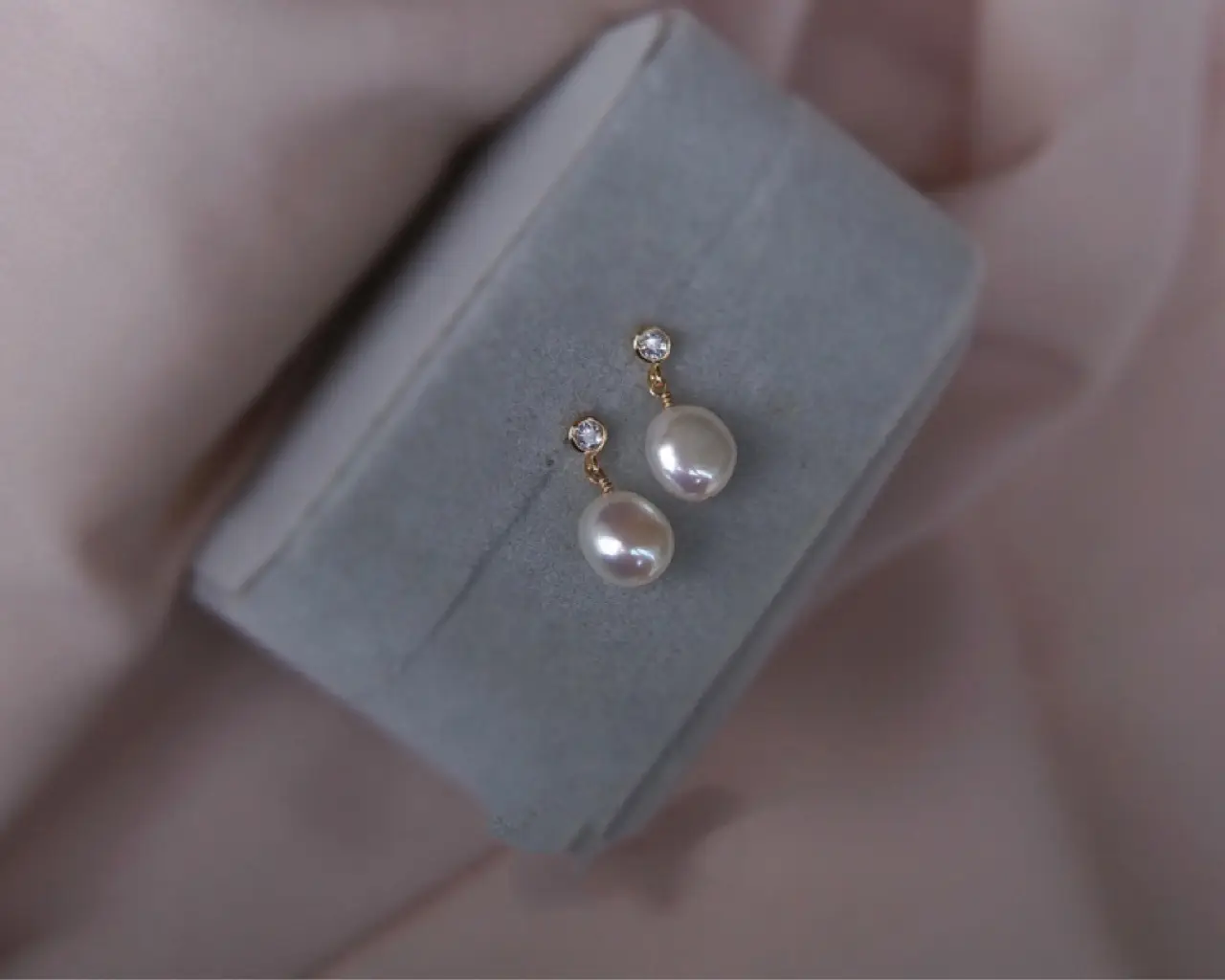 Natural Freshwater Pearl Baroque Earrings 14K Gold Plated Zircon — feature 9