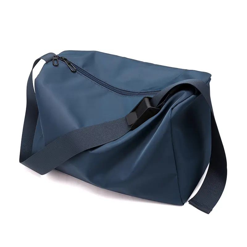 Men's Waterproof Sports Bag Large Capacity Lightweight Travel Fitness - Image 2