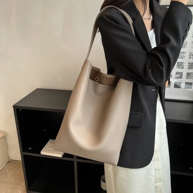 Black Casual Bucket Bag for Women 2022 - Image 5