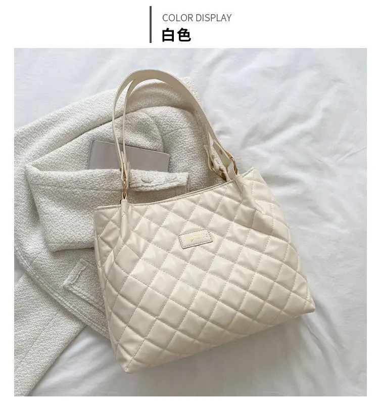 Red Quilted Women's Large Tote Bag 2026 — feature 10