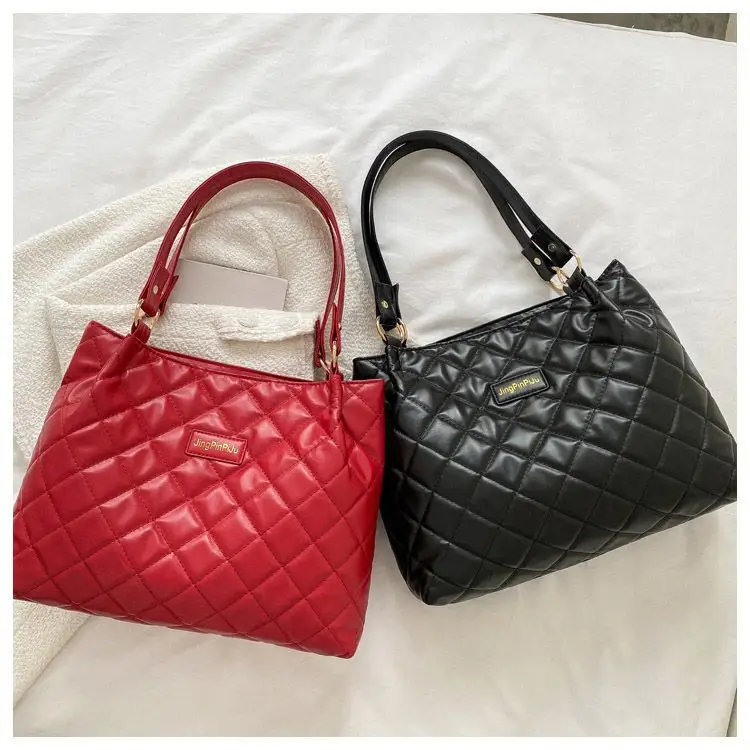 Red Quilted Women's Large Tote Bag 2026 — feature 12