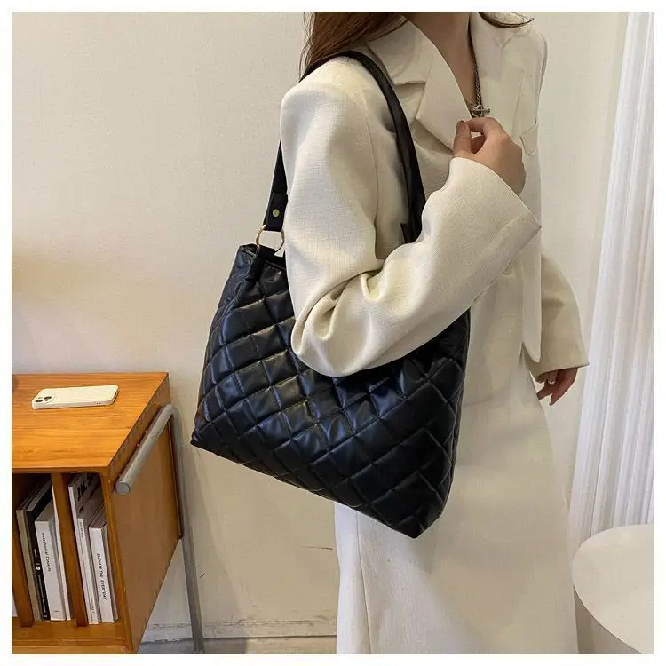 Red Quilted Women's Large Tote Bag 2026 — feature 20