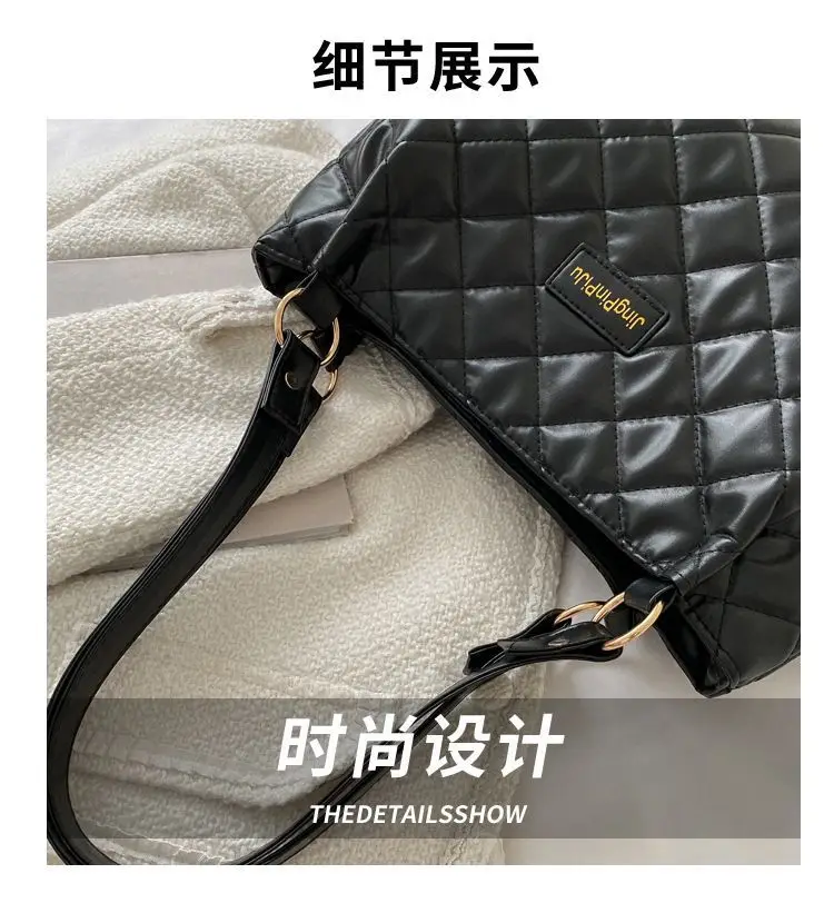 Red Quilted Women's Large Tote Bag 2026 — feature 3