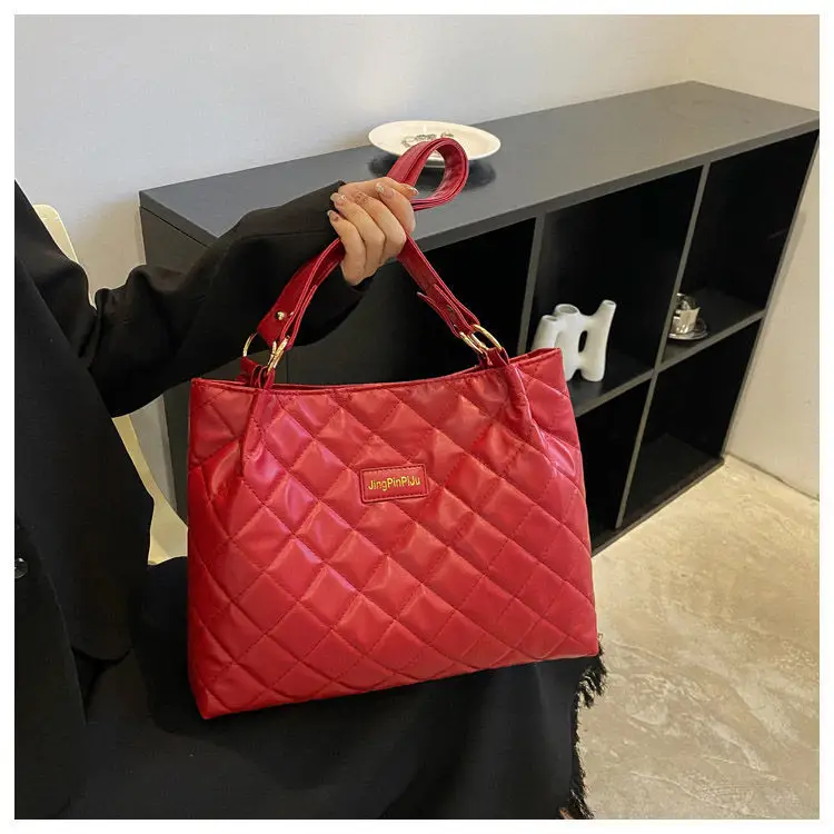 Red Quilted Women's Large Tote Bag 2026 — feature 30