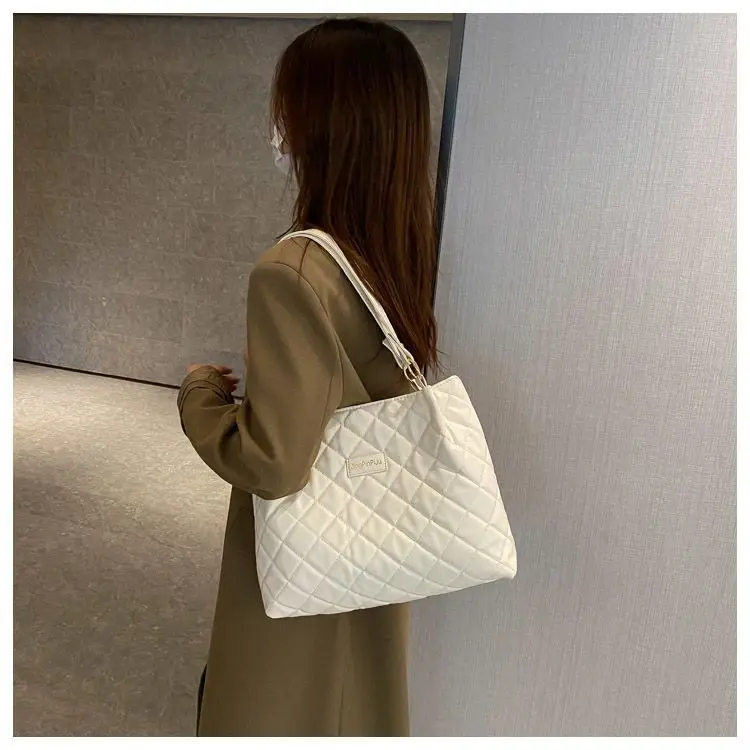 Red Quilted Women's Large Tote Bag 2026 — feature 36