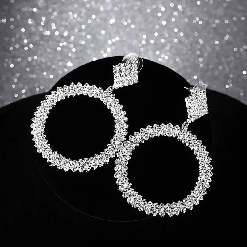 Exaggerated Ring Inlaid Flash Diamond Earrings for Women — feature 4