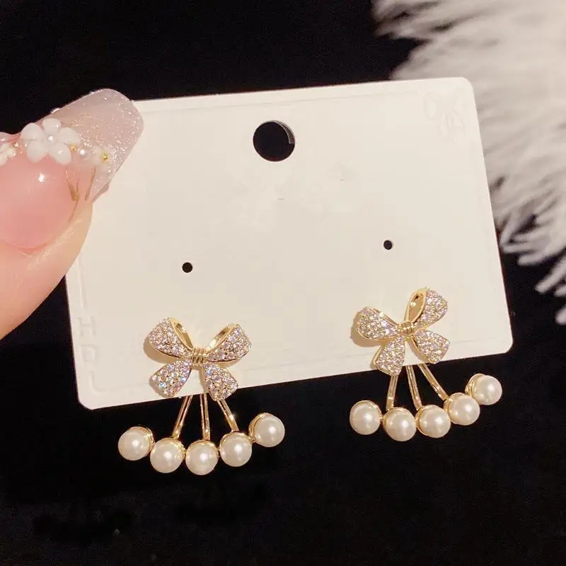 French Style Crystal Pearl Bow Earrings for Women — feature 2