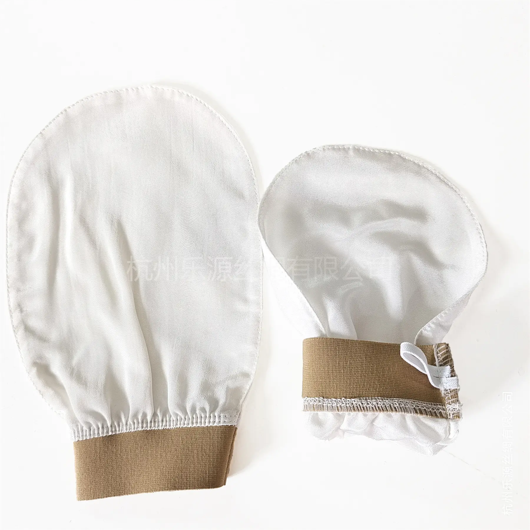 Turkish Silk Bath Gloves Green Ultra-Fine Skin-Free Scrub Towel - Image 8