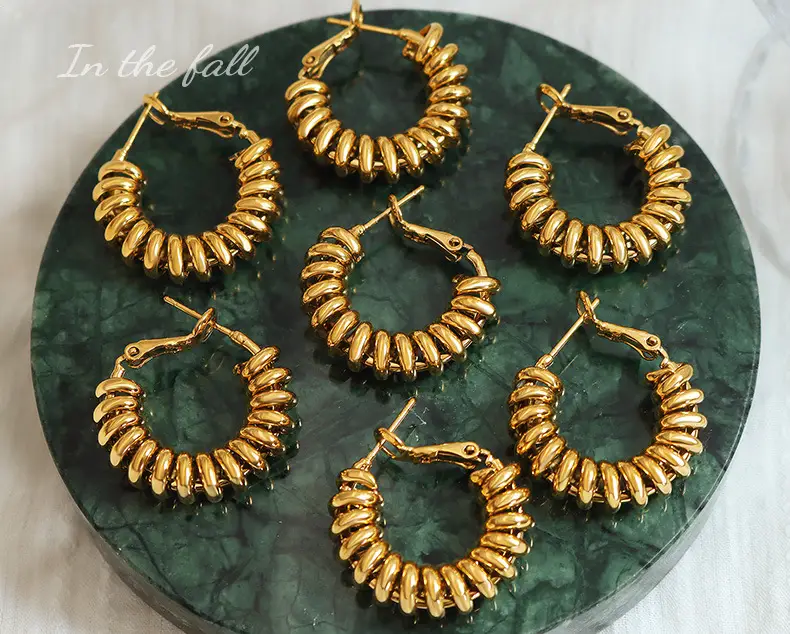 Spiral Buckle Earrings Copper Neutral Style — feature 3