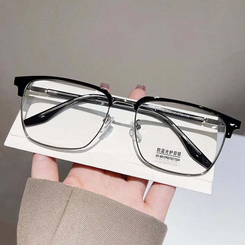 Men's Retro Square TR Metal Anti-Blue Light Glasses - Image 3