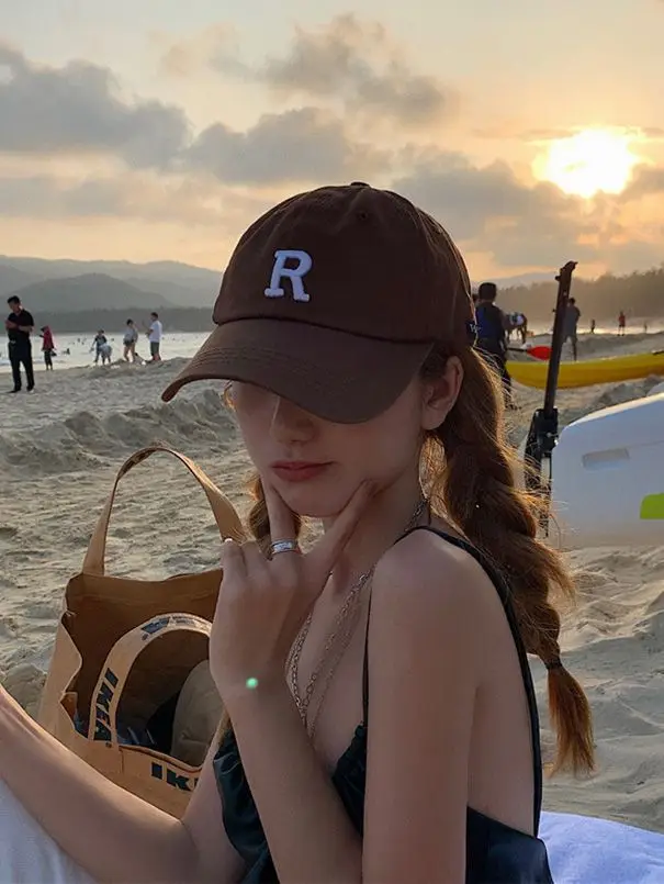 Women's Brown R-Label Hair Cap Hat Set — feature 1
