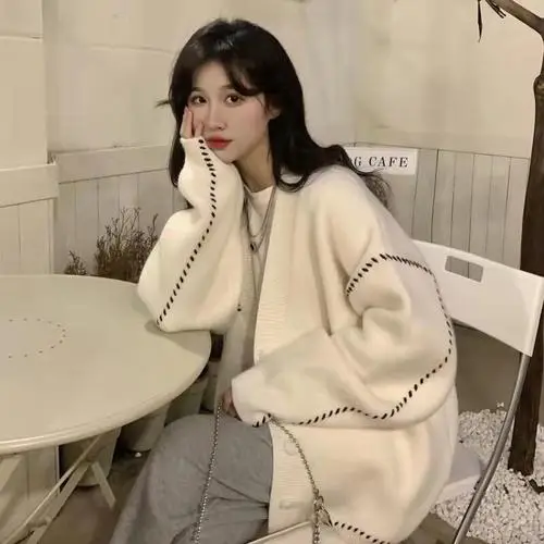 Women's Green Striped Knitted Vest Top Autumn Wear — feature 5