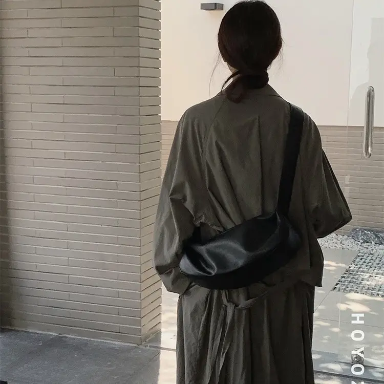 European Normcore Soft Leather Pleated Bag Large Capacity Lazy Crossbody