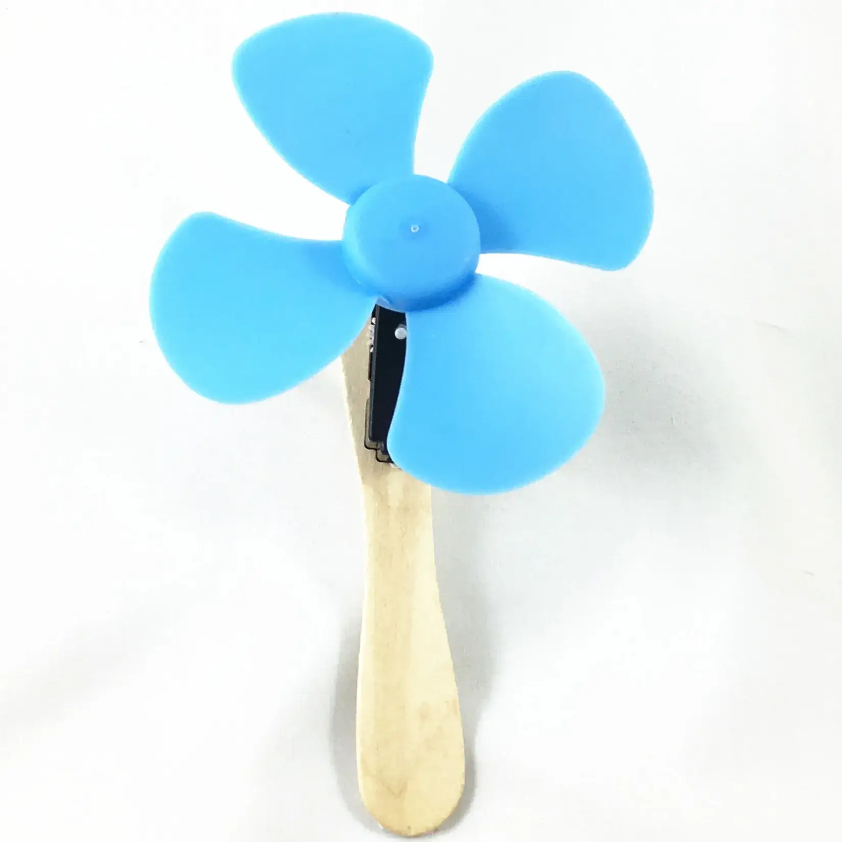 Wooden Science Experiment Stand for Elementary Students - Image 9