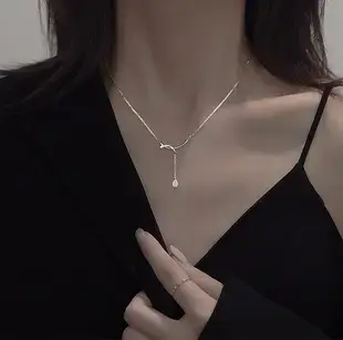 Korean Style Moonstone Cat Necklace for Women — feature 1