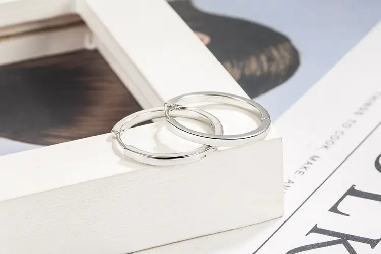 Gold Plain Hoop Earrings for Women — feature 4