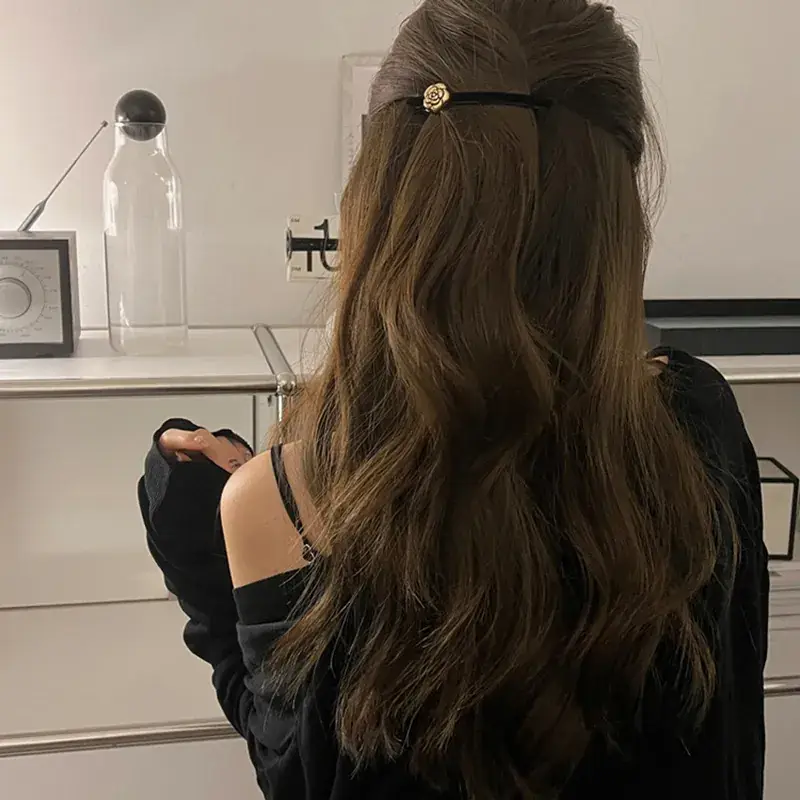 Camellia Hairpin for Women with Velvet Clip - Image 3