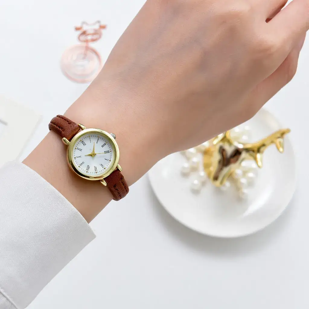 Women's Roman Numeral Quartz Watch Brown Strap - Image 6
