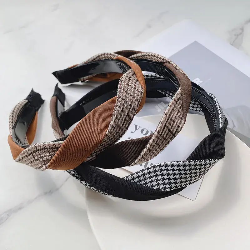 2022 New Retro Houndstooth Hair Hoop Toothed Headband