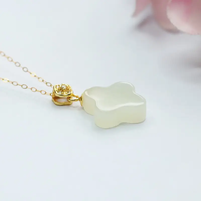 Guan Yu S925 Silver Inlaid Four-Leaf Clover Necklace for Women — feature 7